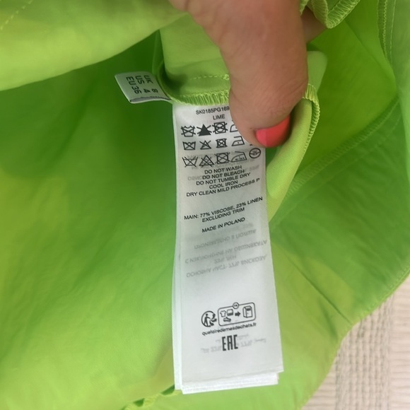 JW ANDERSON US sz 4 UK 8 lime green curved hem mini skirt NWT - Picture 7 of 9